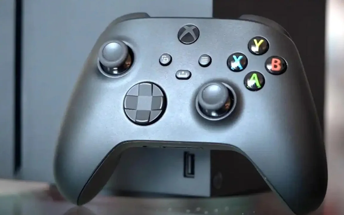 Xbox-Series-X-Controller-Keeps-Disconnecting رقابت پلی استیشن و ایکس باکس