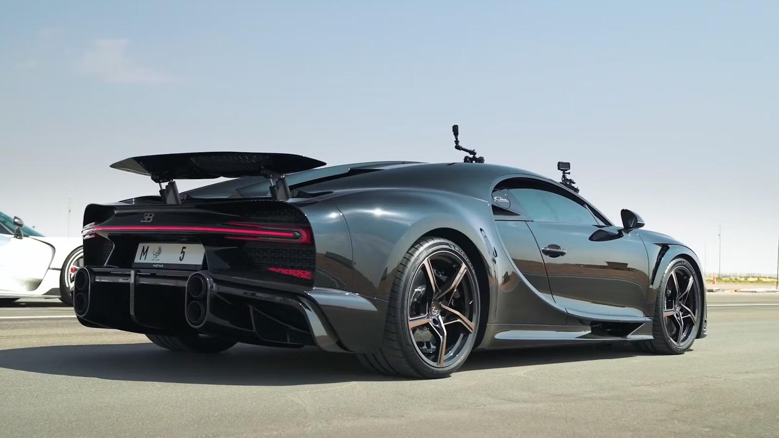 Bugatti-Chiron-Supersport-rear بوگاتی شیرون