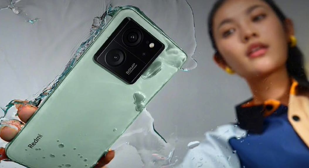 Nobody knows these Xiaomi phones do THIS with water1 هیچکس نمیداند گوشیهای شیائومی چنین قابلیتی در برابر آب دارند