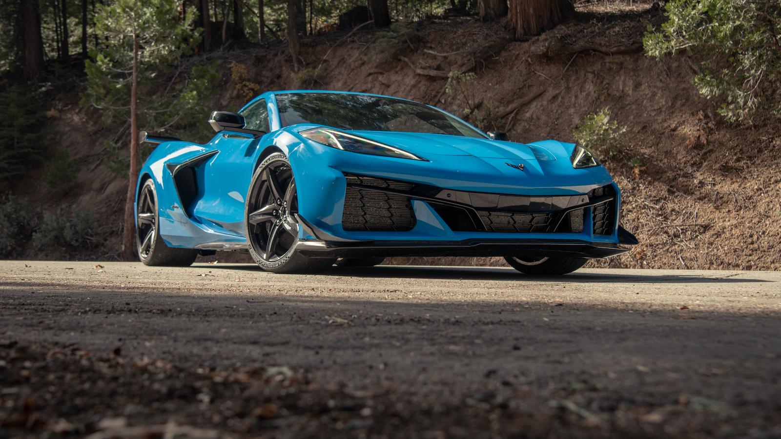Chevrolet-Corvette