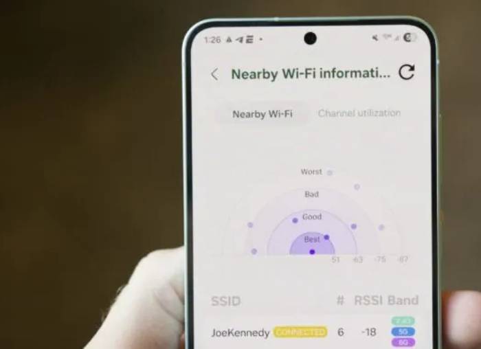 صفحه اطلاعات Wi-Fi در نزدیکی منوی مخفی WiFi سامسونگ برای نمایش شبکه های WiFi اطراف با قدرت سیگنال