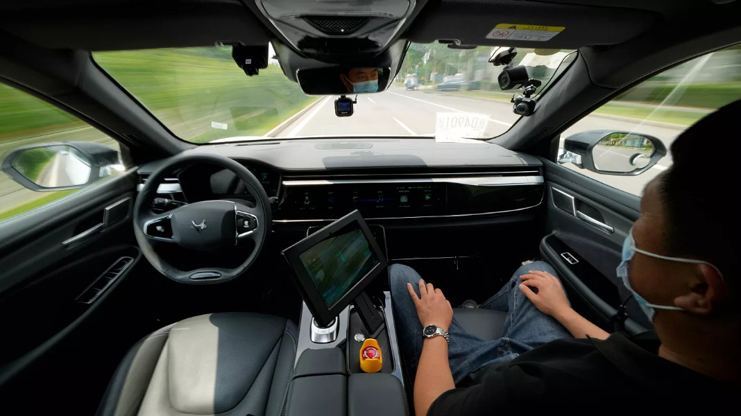 self drive car safety چرا ساخت یک خودروی خودران قابلاعتماد اینقدر سخت است؟ - دیجینوی