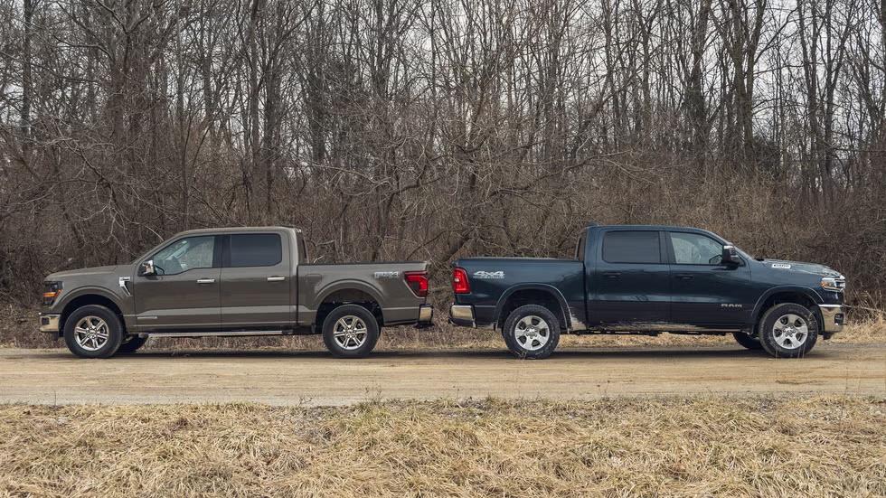 رقابت غول‌ها: مقایسه فورد F-150 مدل ۲۰۲۵ و رم ۱۵۰۰ مدل ۲۰۲۵ - دیجینوی
