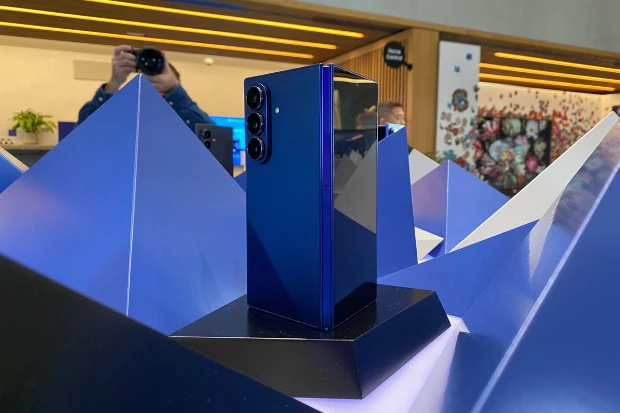 Samsung-Galaxy-Z-Fold-7-UK-release-date-price-and-our-hands-on-review-c3012d0 گلکسی Z فولد 7