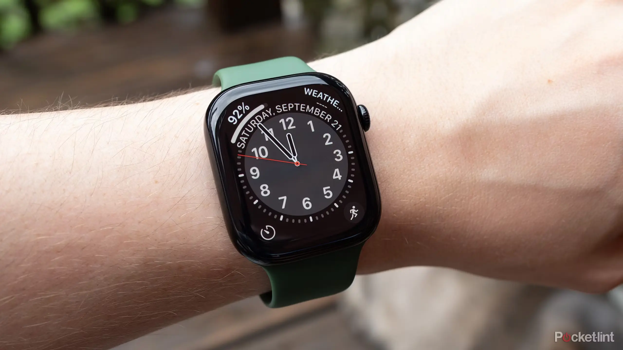 apple-watch-series-10-green ۴ رونمایی بزرگ اپل که بیصبرانه منتظر دیدنشان در ۱۸ شهریور هستیم؛ از آیفون ۱۷ تا اپل واچ جدید - دیجینوی
