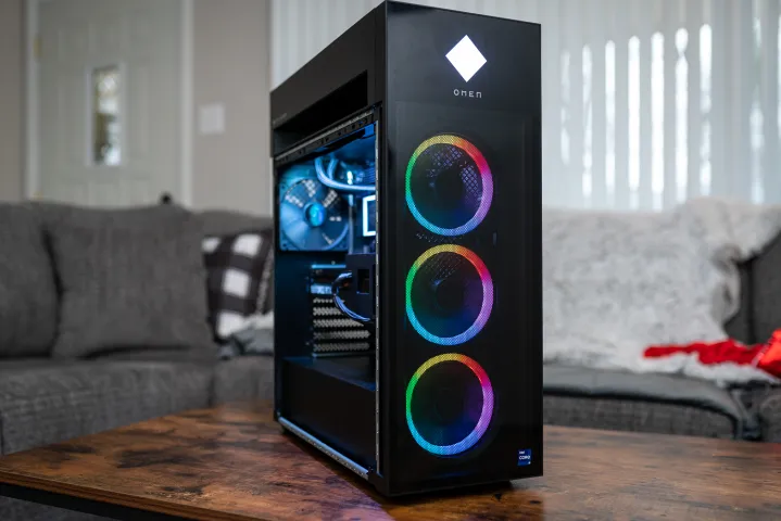 PS5 در برابر PC در سال ۲۰۲۵: کدام پلتفرم گیمینگ برای شما مناسب‌تر است؟ - دیجینوی
