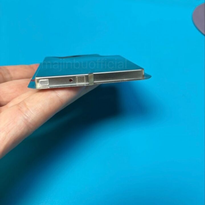 تصاویر جدیدی از باتری iPhone 17 Pro فاش شد