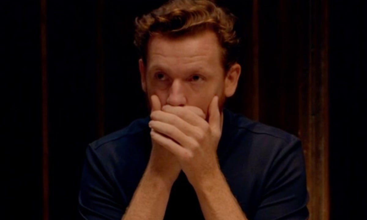 چگونه یک دروغگو را تشخیص دهیم؟ ۱۰ نشانه مهم - دیجینوی