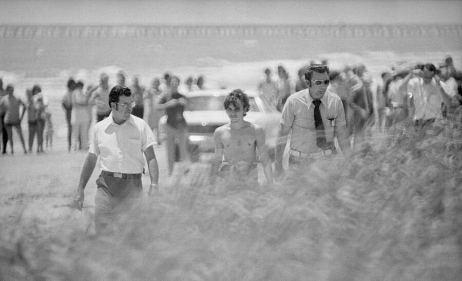 ۹ قاتل زنجیره‌ای کودک یا نوجوان و داستان‌های هولناکی که جهان را شوکه کردند - دیجینوی