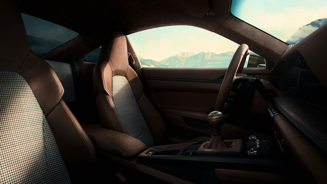 تصاویر پورشه ۹۱۱ مدل ۲۰۲۷ هوش از سرتان می‌برد - دیجینوی