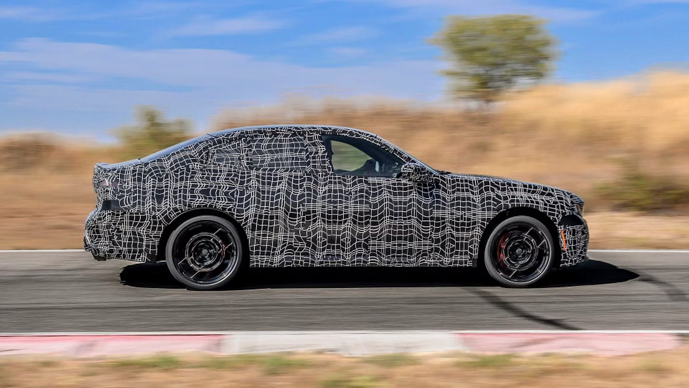 تصاویر خودروی BMW 3 Series 2027 پیش از رونمایی لو رفت | موبوگیم
